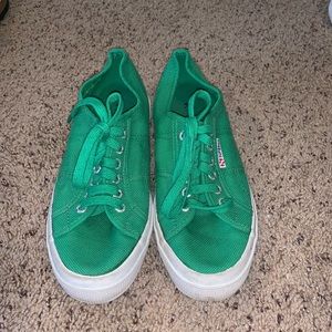 GREEN SUPERGAS